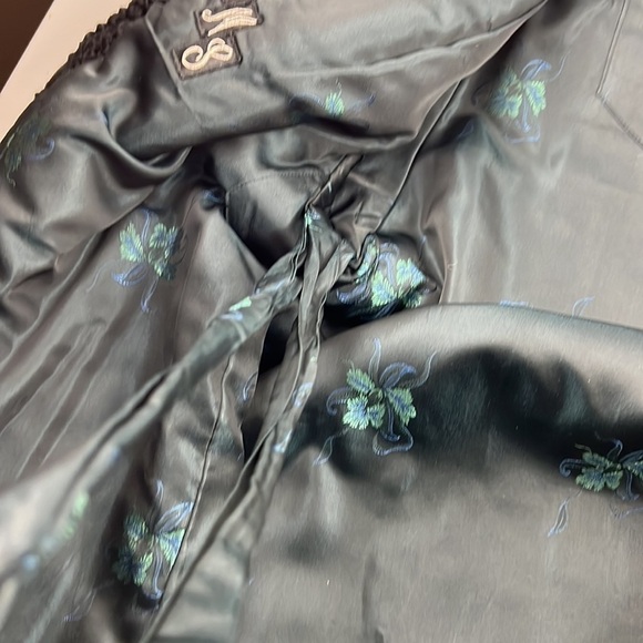 Vintage Classic  Persian Lamb with Mink Fur Collar made in Timmins Ontario - Picture 6 of 11